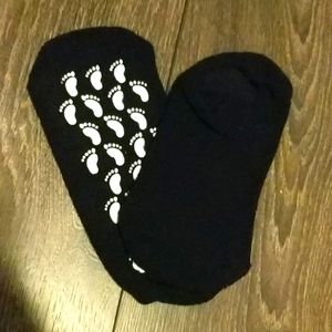Non-slip Socks *Bundle socks 3/$15*